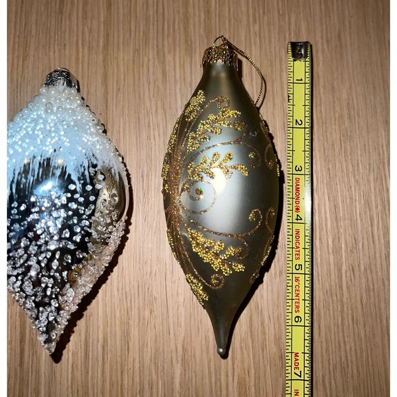 Lot of 4 Vintage Mixed Blown Glass Assorted Teardrop Ornaments Christmas - Picture 4 of 6